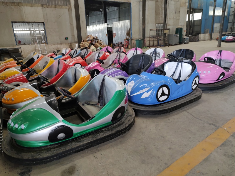 Ground grid bumper car