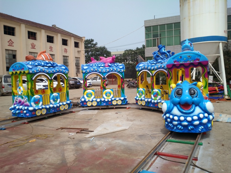 Ocean theme track train