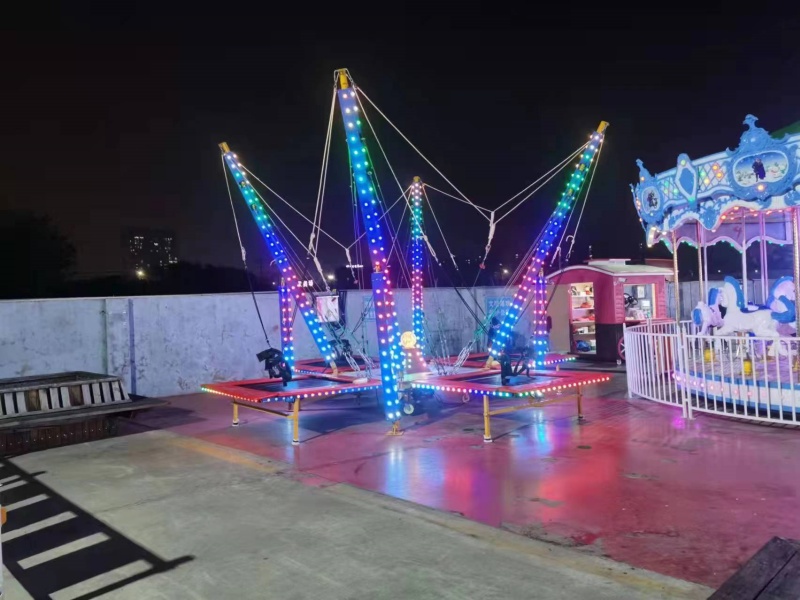 Jumping bungee with lights