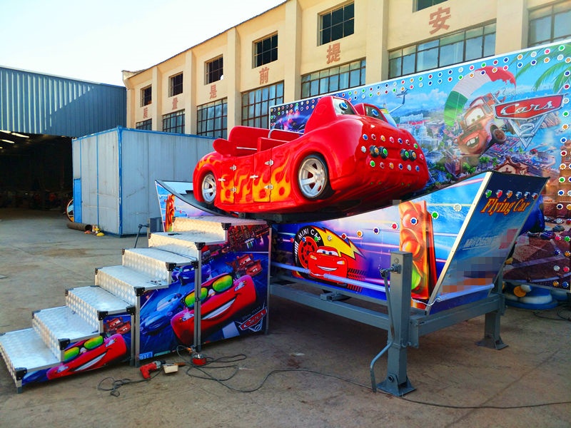 Amusement ride flying car
